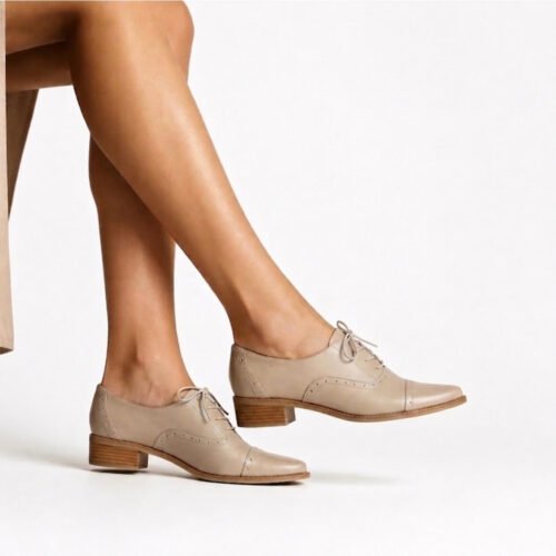 Sapato Oxford Bico Fino Clássico Nude ( Pronta-entrega )