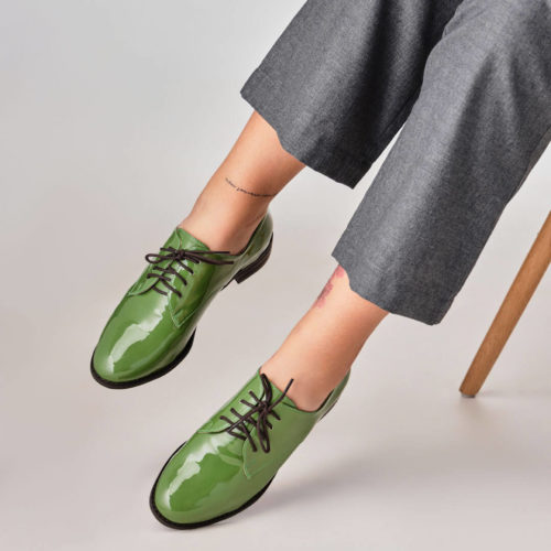 Sapato Derby Verniz Verde Folha e Verde Neon